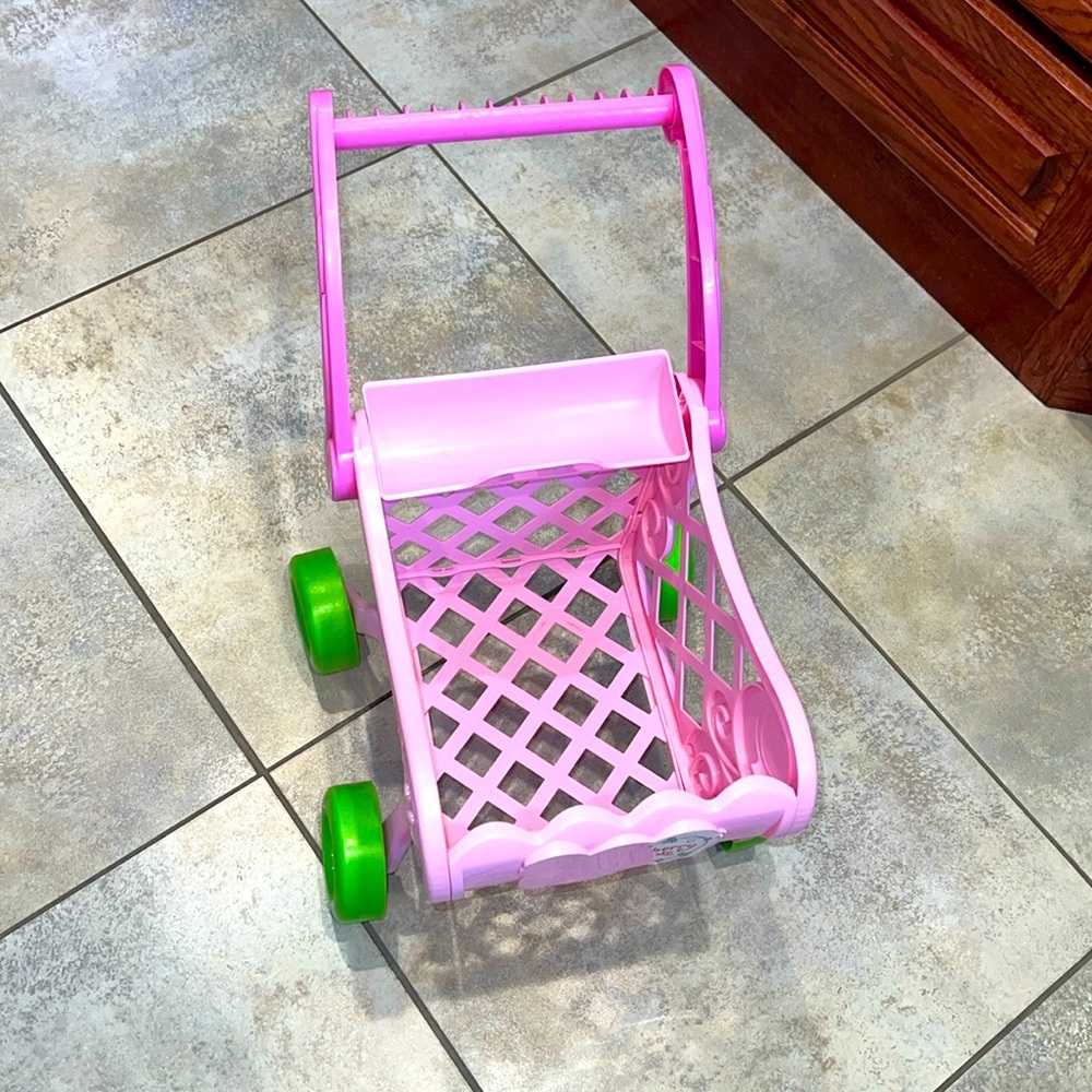 Strawberry shortcake shopping cart